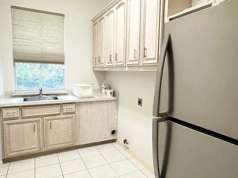 17619 Woods Edge Dr — Photo 15