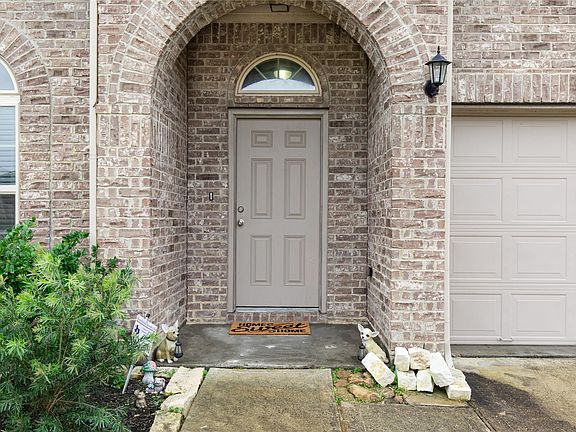2nd image of 315 Sea Mist Ln