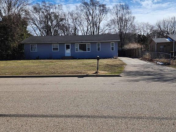 2nd image of 8519 Scott Ln