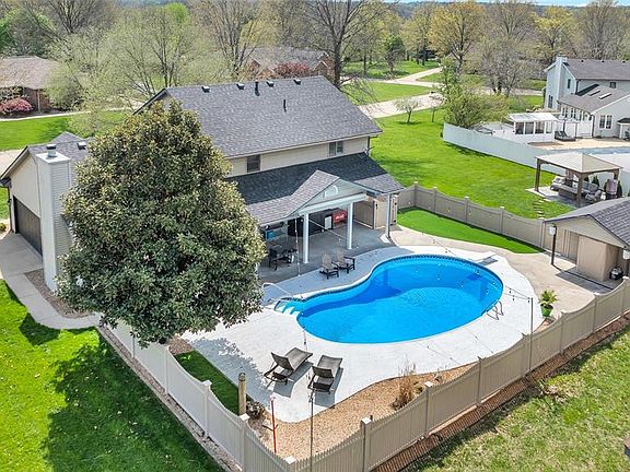 2nd image of 451 Burroughs Rd