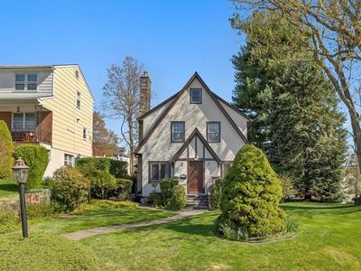 14 Gladstone Place, Yonkers, NY, 10703