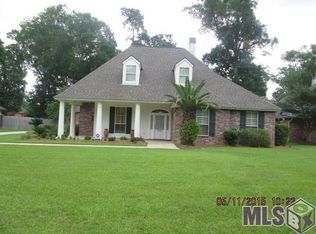 14200 Santa Fe Trl, Prairieville, LA 70769