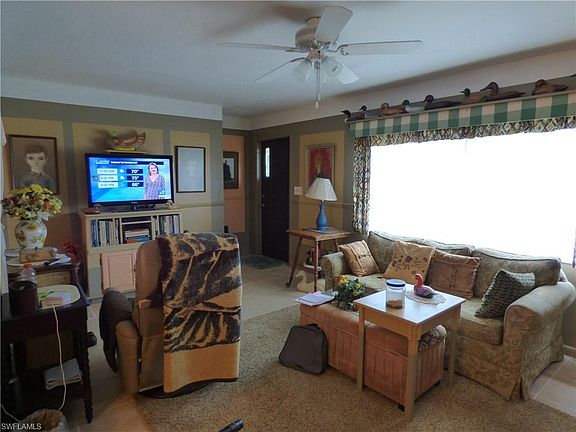 5th image of 454 Valley Dr
