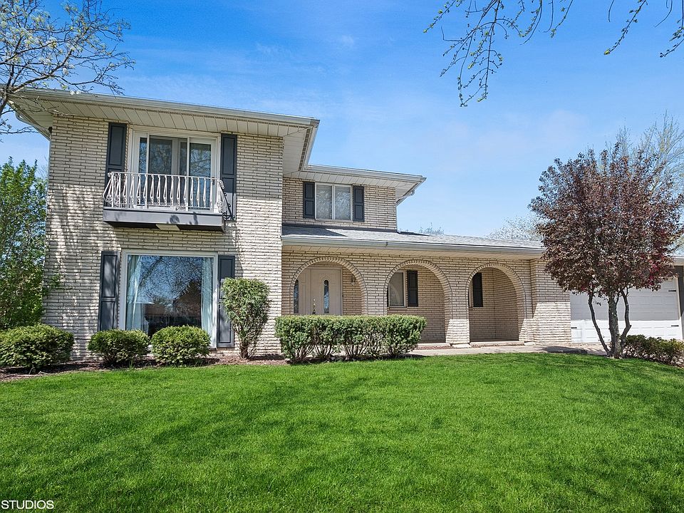 1st image of 1009 Grandview Dr