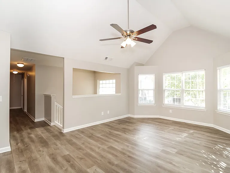 11562 Registry Blvd — Photo 5