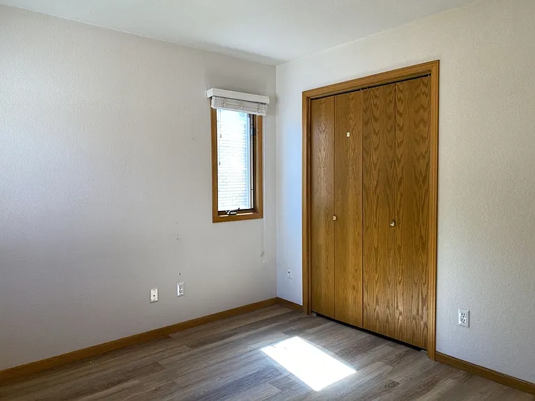 2325 Northbrook Dr — Photo 12