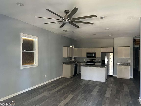 5th image of 1831 Jonesboro Rd SE