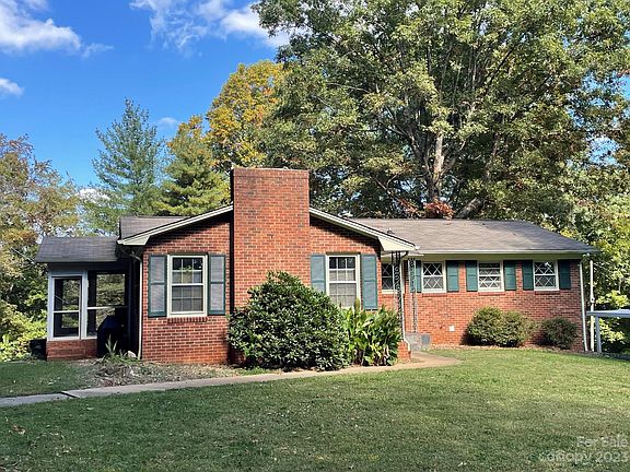 2nd image of 109 Crest Hill Dr