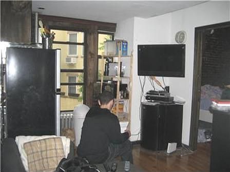 4th image of 413 E 12th St APT 9