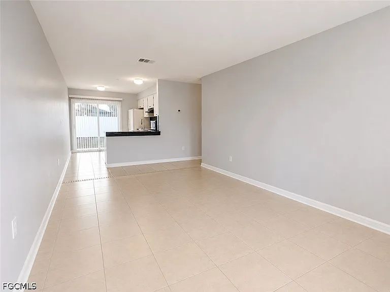 3420 Skyline Blvd #103 — Photo 5