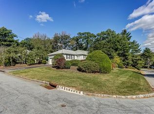 20 Powell Dr, West Orange, NJ 07052