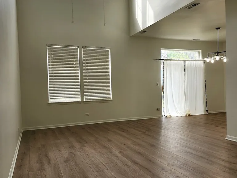 2884 Falling Waters Ln — Photo 2