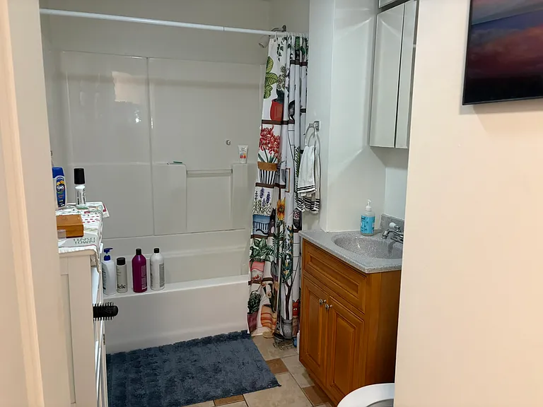 115 5th St #115 — Photo 8