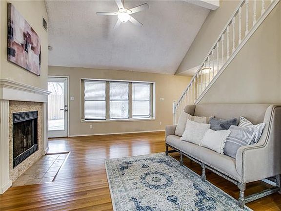4th image of 631 Saint Andrews Pl