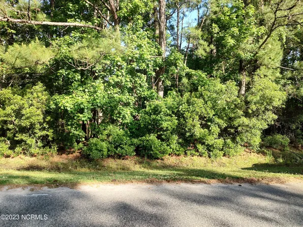 1112 Barkentine Drive, New Bern, NC 28560