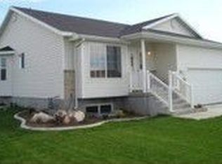 1467 W 1950 N, Clinton, UT 84015