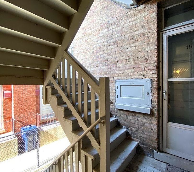 1st image of 232 S Maple Ave Unit 1C