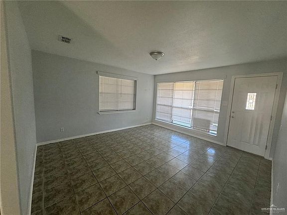 4th image of 1011 S 17th Ave