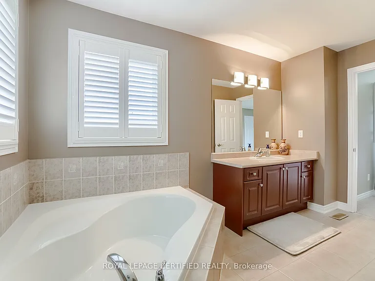 1027 Eager Rd — Photo 30