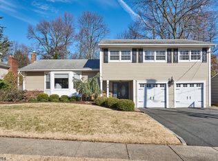 44 Hawthorne Ave, Springfield, NJ 07081