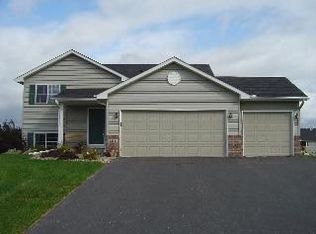 1264 Peninsula Rd, New Richmond, WI 54017