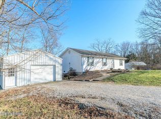 2365 Hall Simpson Rd, Loretto, KY 40037