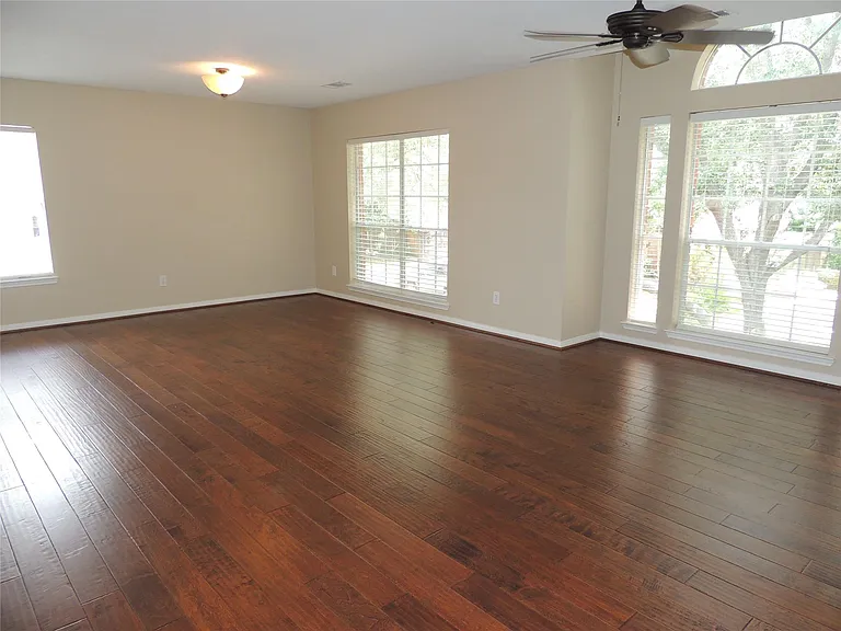 1307 Westwick Forest Ln — Photo 16