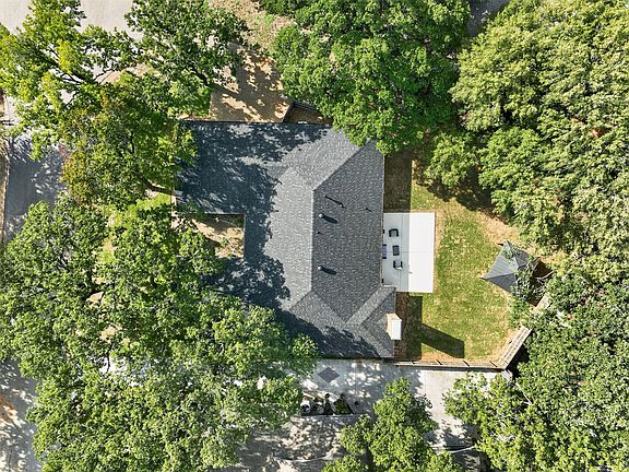 2nd image of 2304 Belfry Ct