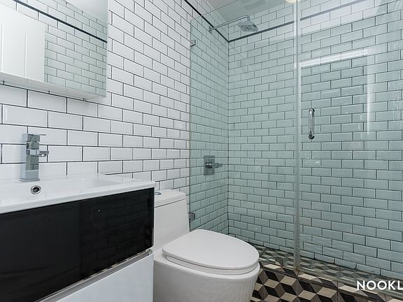 5th image of 806 President St #B2