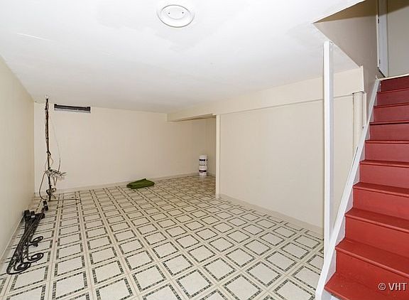 5th image of 18W266 Buckingham Ln