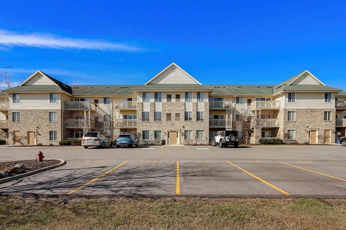530 Windstone DRIVE UNIT 302, Village Of Hartland, WI 53029 Zillow