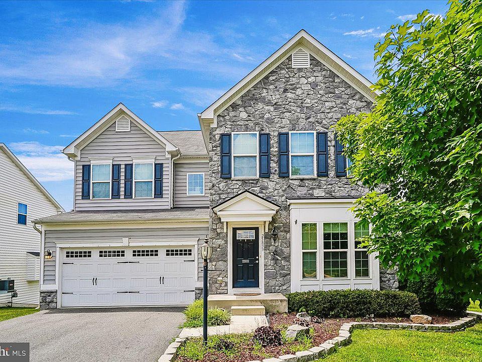 1st image of 25833 Sycamore Grove Pl