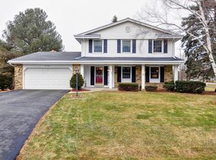 612 Hialeah Dr, Racine, WI 53402