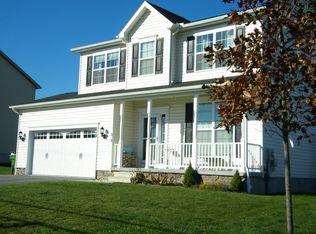 395 Sunset Dr, Hanover, PA 17331