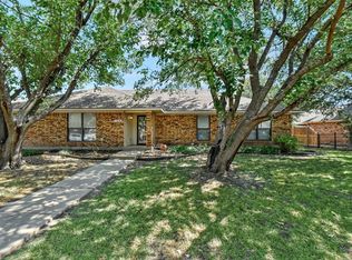 704 W Jefferson St, Van Alstyne, TX 75495