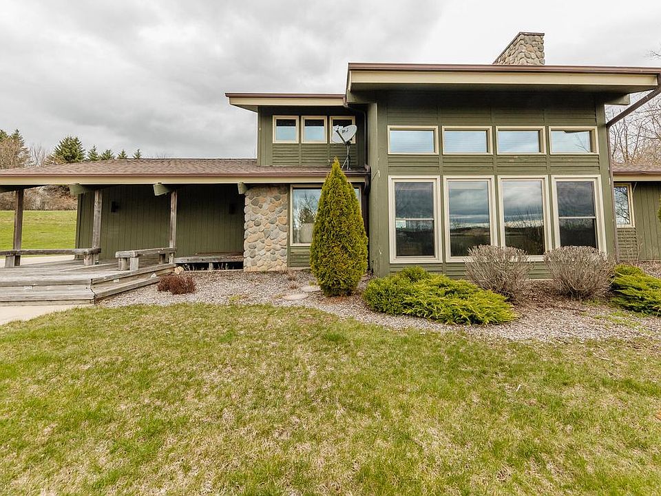 3318 Highview Dr, Hubertus, WI 53033 Zillow