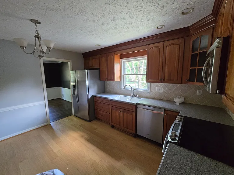 3114 Goose Creek Rd — Photo 6