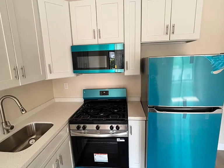 436 SW 6th St #19 — Photo 10