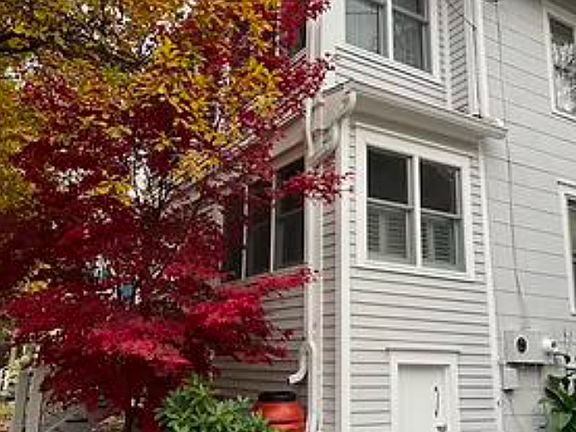 5th image of 103 E Tompkins St #1