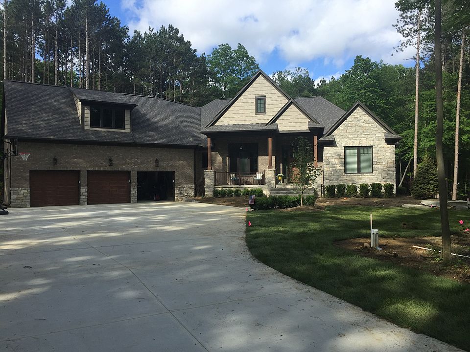 1st image of 748 Pinery Blvd