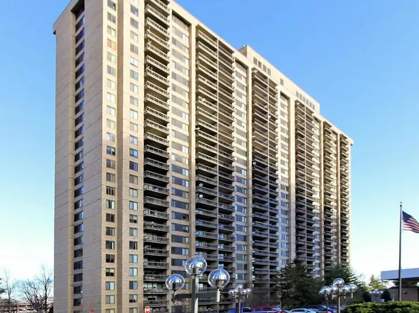 3705 S George Mason 2112 #S, Falls Church, VA 22041