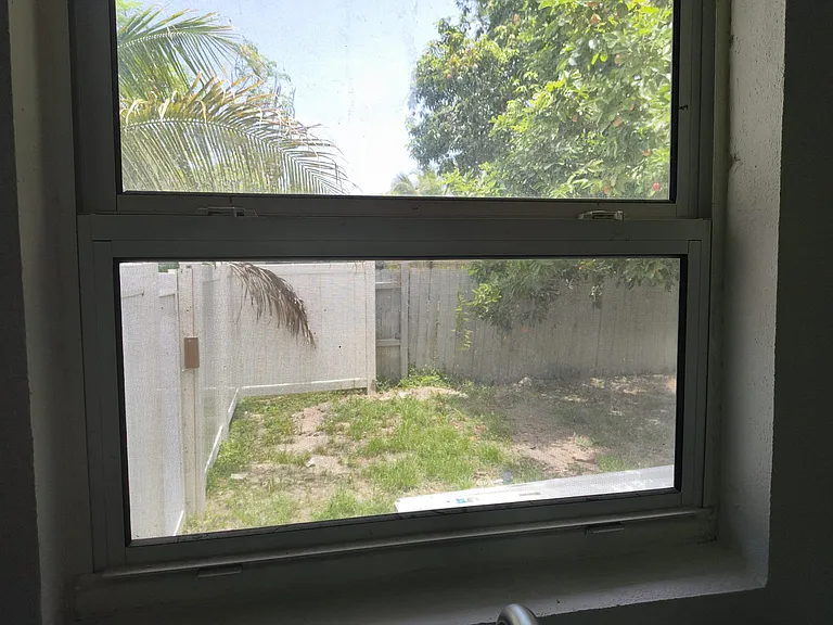 650 Campus Cir — Photo 20