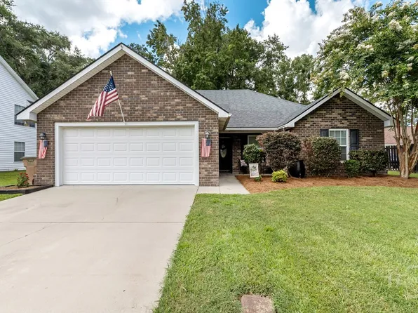 160 Wild Honey Court, Richmond Hill, GA 31324
