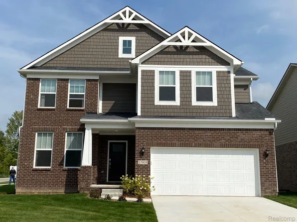 4842 Marquette Dr, Milford, MI 48381