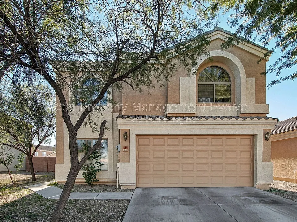 12571 W Mauna Loa Ln