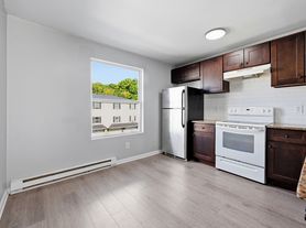 503-526 S Austin St