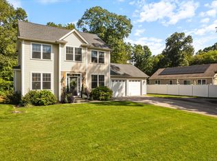 26 Green Valley Lakes Rd, East Lyme, CT 06333