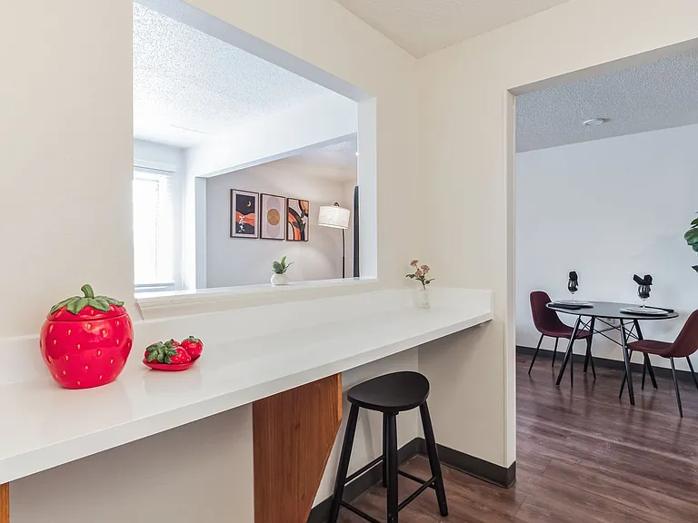 Vivo Living Charlotte University — Photo 12