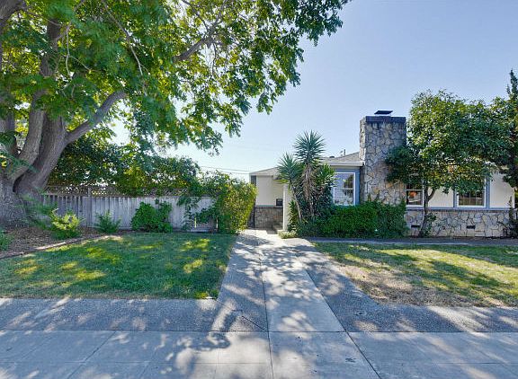 2nd image of 2564 Pioneer Ave