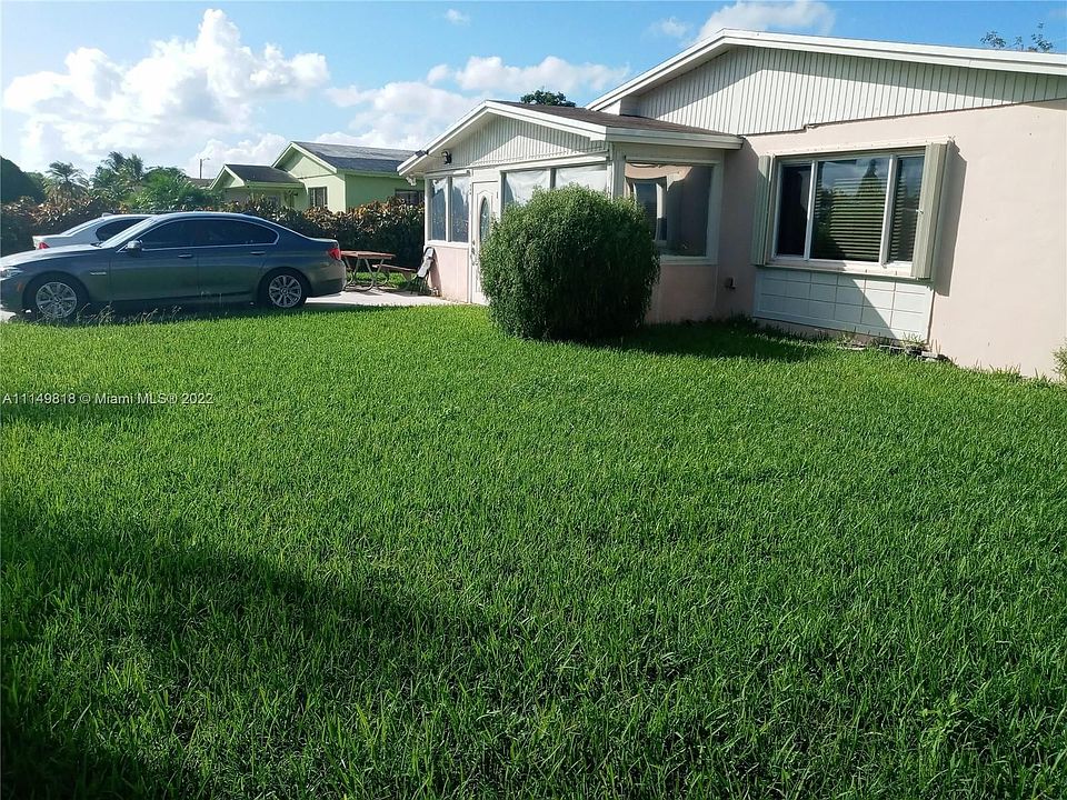 2nd image of 746 NW 3rd St #0